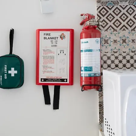 F5 Modern And Bright In Malta *