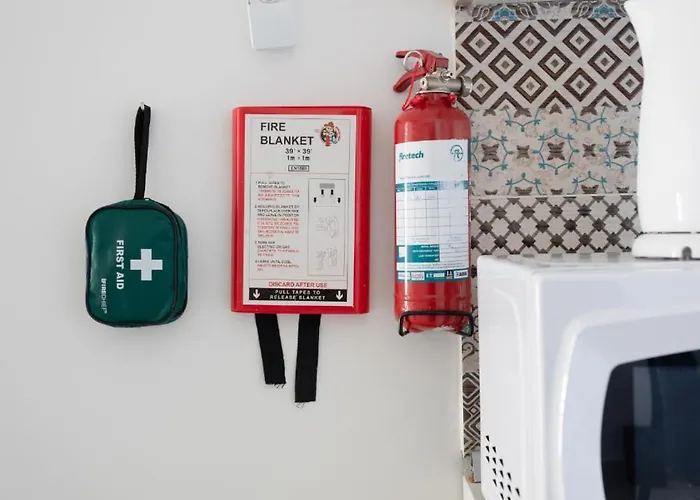 F5 Modern And Bright In Malta *