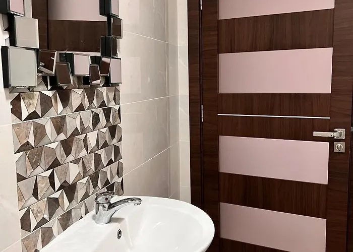 F5 Modern And Bright In Malta *