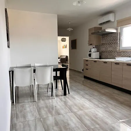 F5 Modern And Bright In Malta Msida