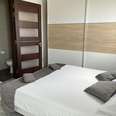F5 Modern And Bright In Malta Διαμέρισμα