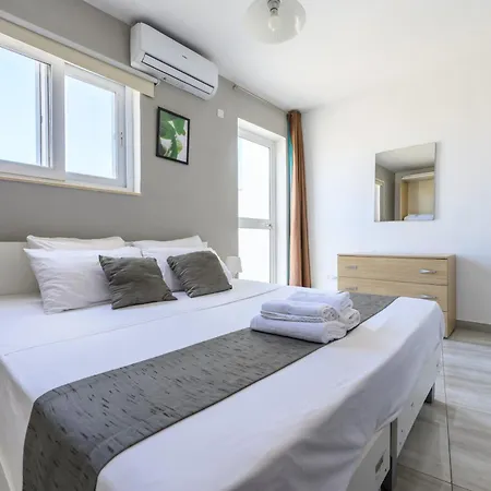 F5 Modern And Bright In Malta Msida